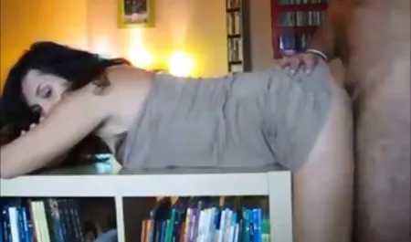 가파른 종이 토론 영어 포르노 필름