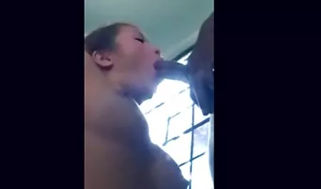 골 디을 사랑하는 여자 24 비데오르 가슴에