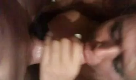 작은 24 동영상 르 새끼